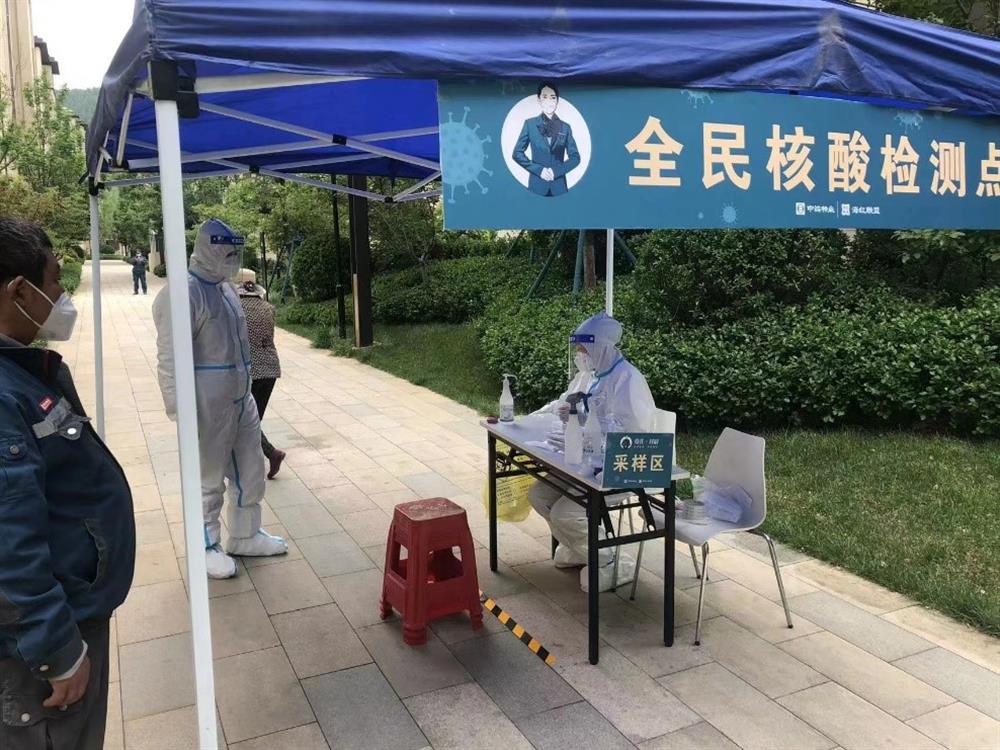 產(chǎn)發(fā)戰(zhàn)疫 | 園區(qū)巾幗不輸男兒，退伍黨員連續(xù)沖鋒在第一線