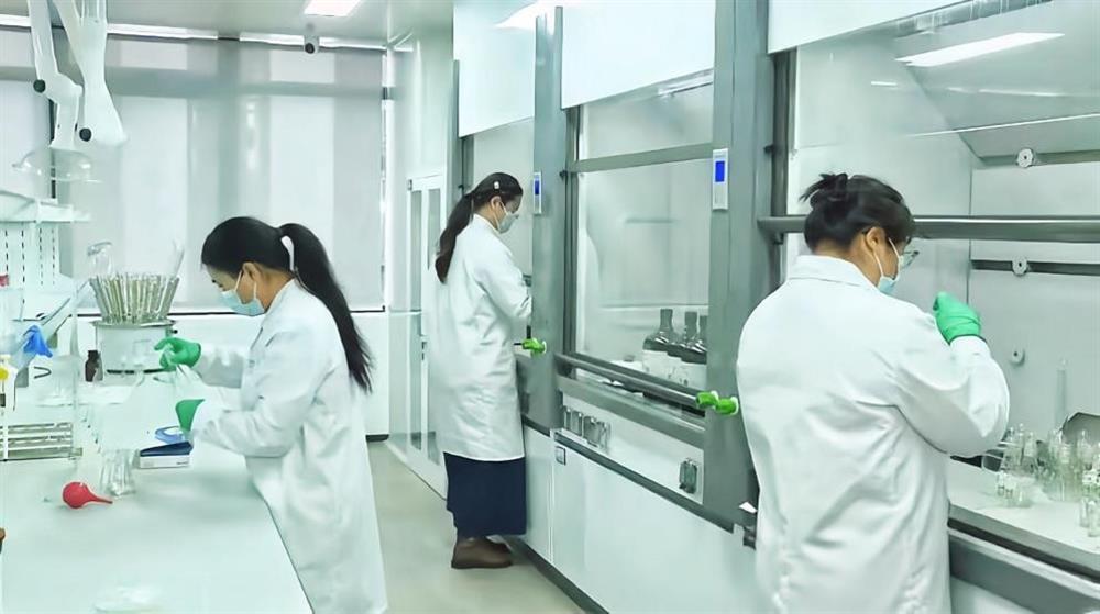 快落地、快建設、快投產、快達效！ 產發(fā)健康醫(yī)藥產業(yè)谷一期交付并投入試產